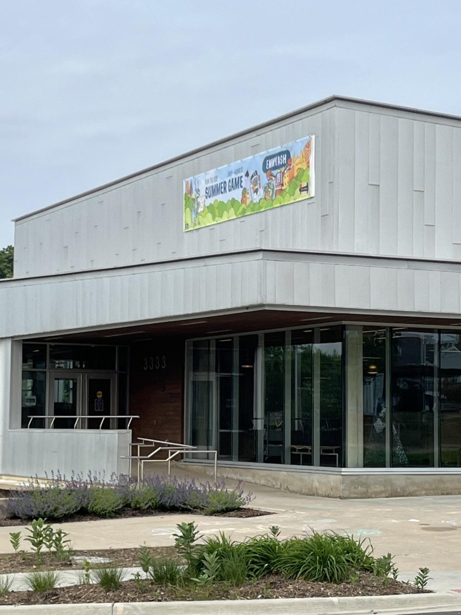 The Traverwood Library is located on the north side of Ann Arbor. It is the closest library to Clague.