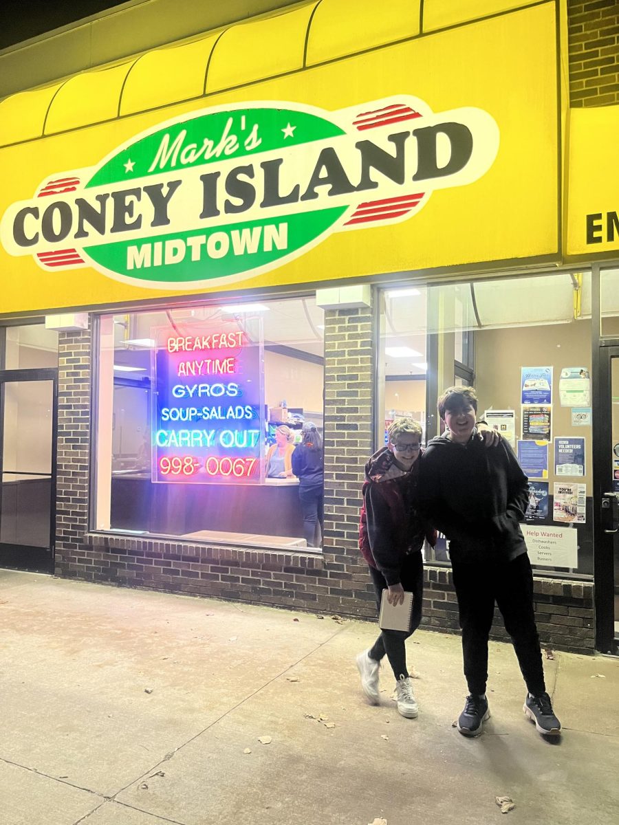 Nate and Francis head to Coney Island for a restaurant review.